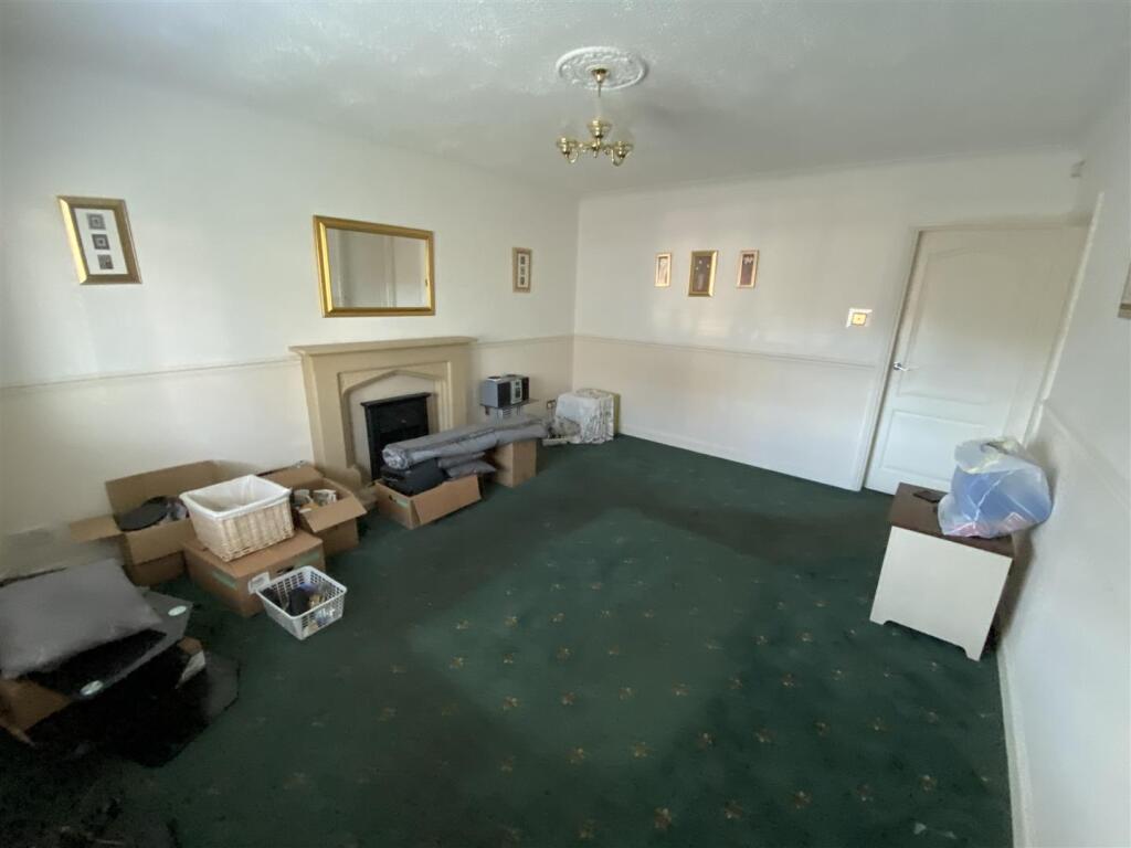 Lounge:
