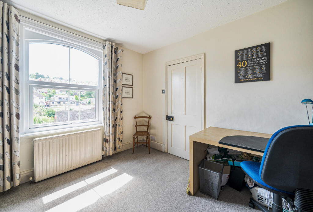 1315862-18-685e83...