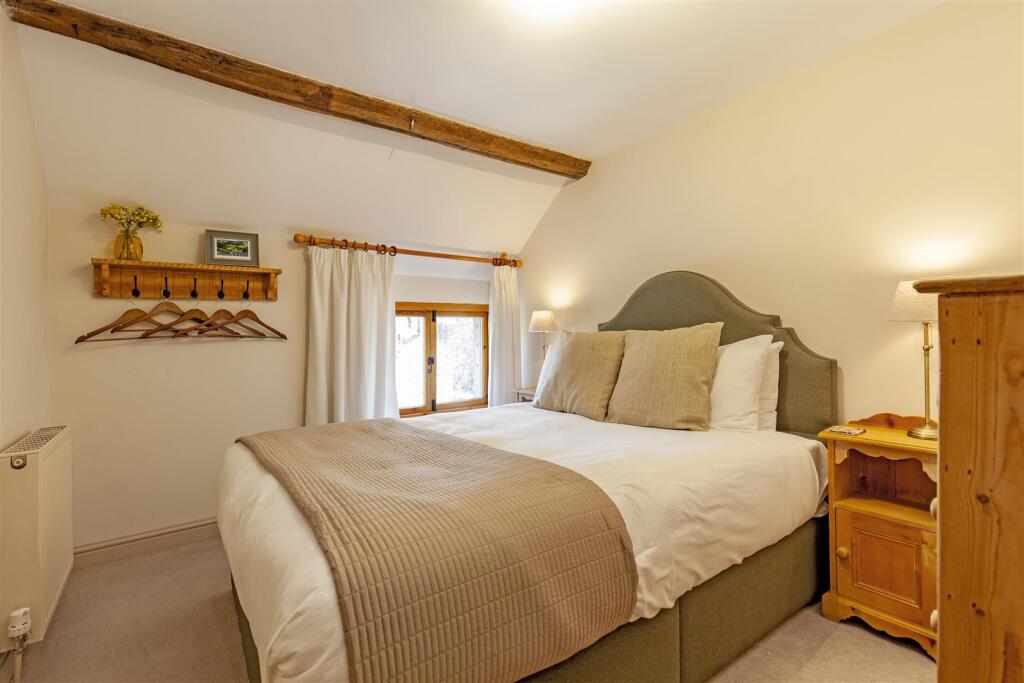 Bedroom 3-1.jpg
