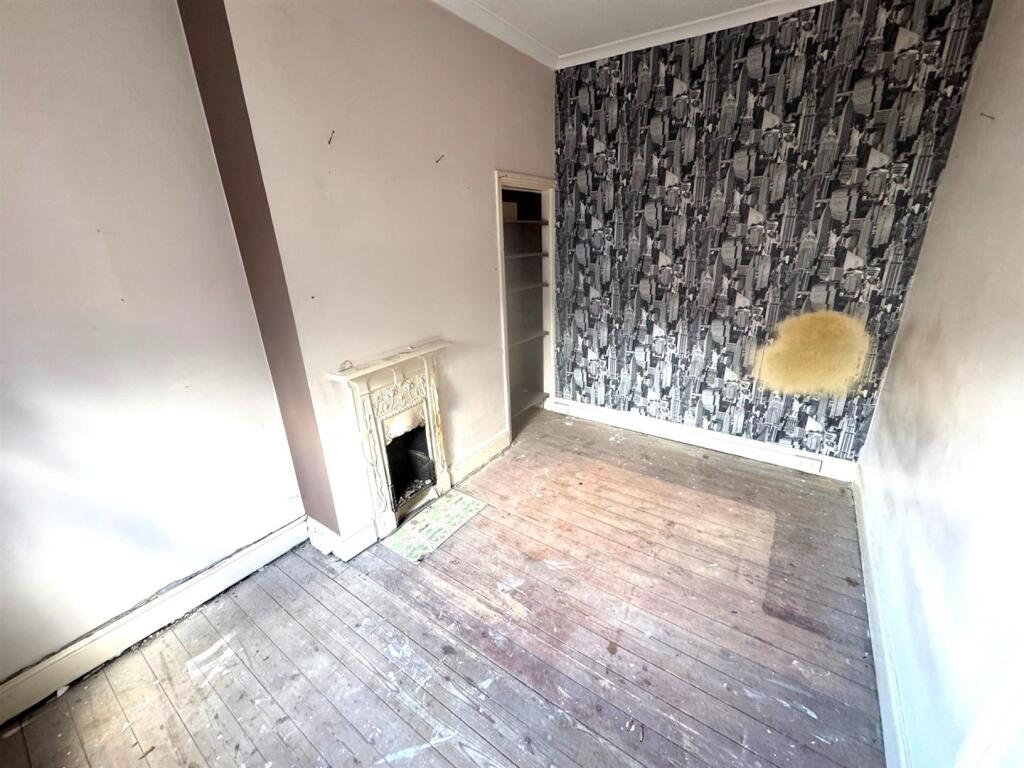 bedroom.jpg