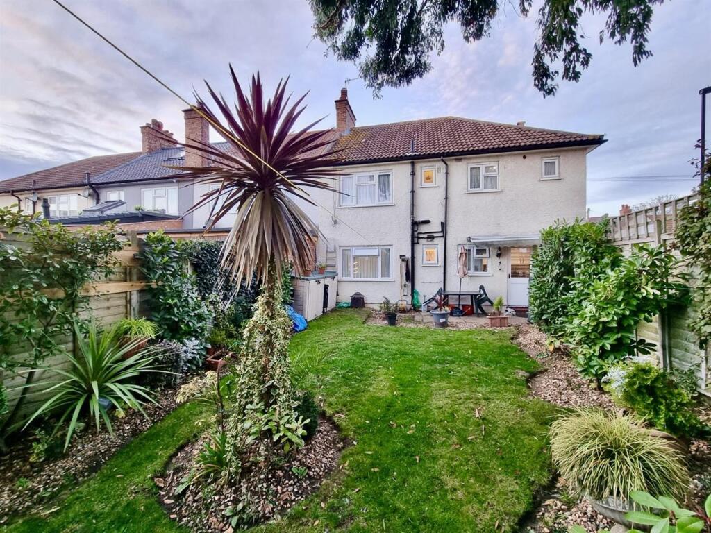 Aurelia Road, Croydon