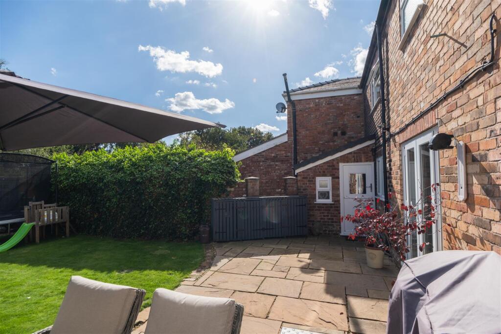 26 The Avenue-040.jpg