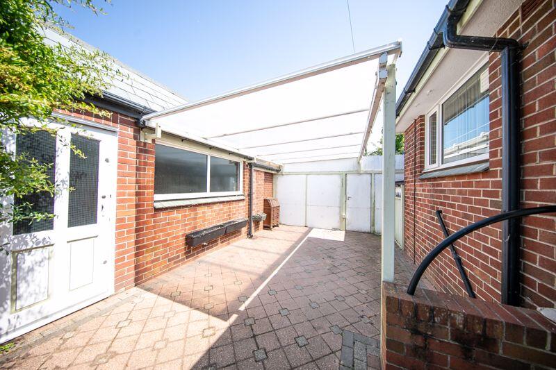 Car port &amp; garage