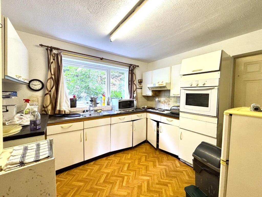 Kitchen.jpeg