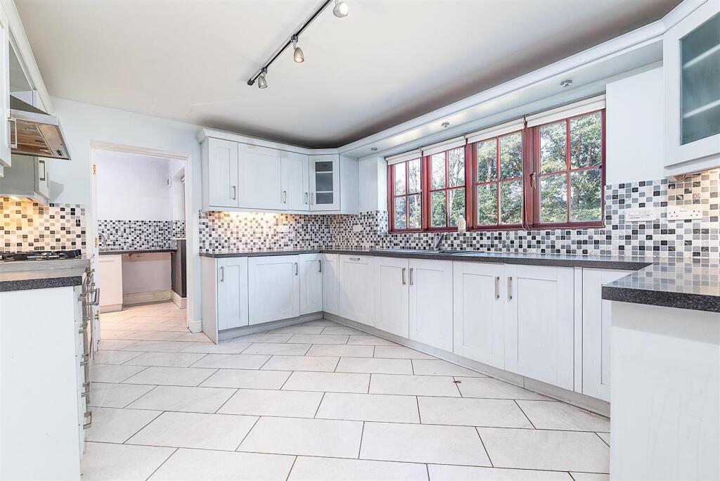 St Winifreds Court (14 of 43).jpg