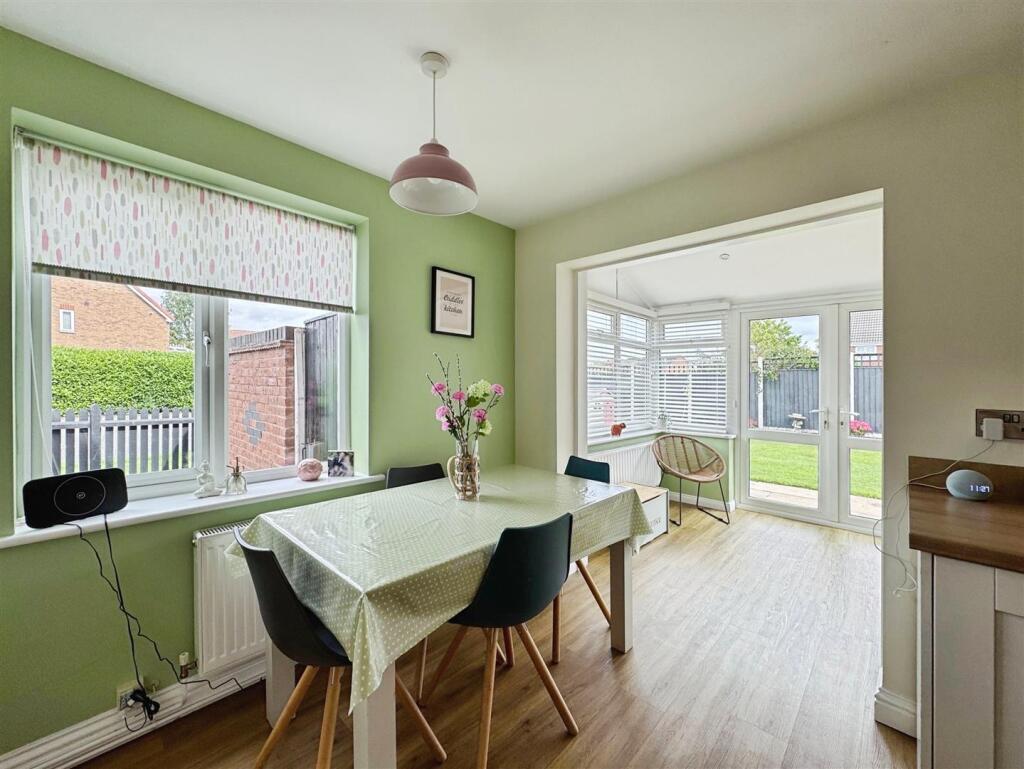 101b23a0--4196-8DC9-A81BD340E63B-29310-000015CE3BE