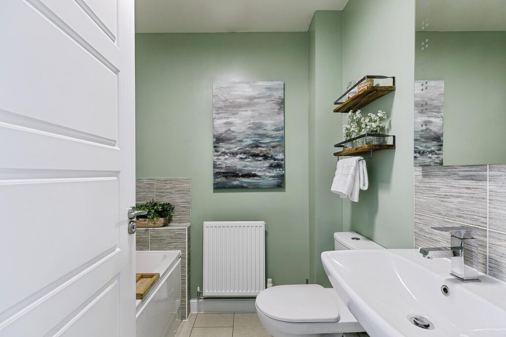 Second Floor Family Bathroom