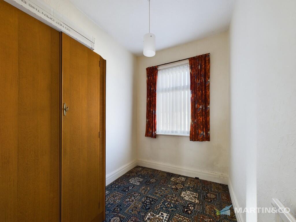 CAM02318G0-PR0392...