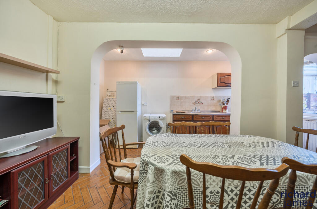 0263b015b45d46dfaaa02ac095d034b9