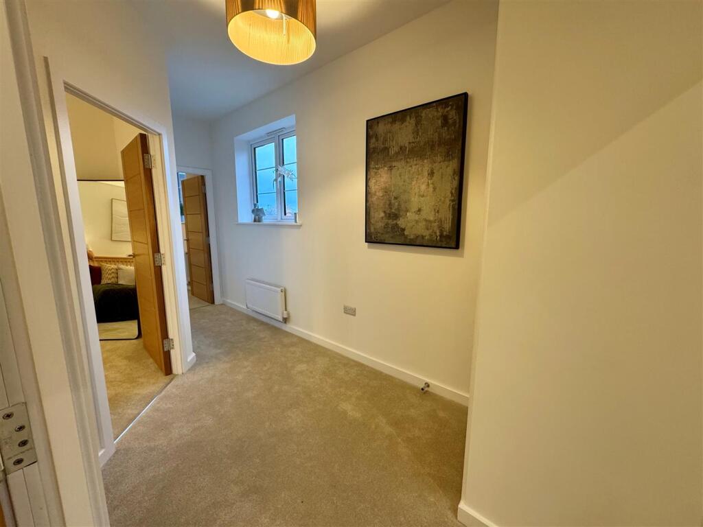 Landing alternative.jpg