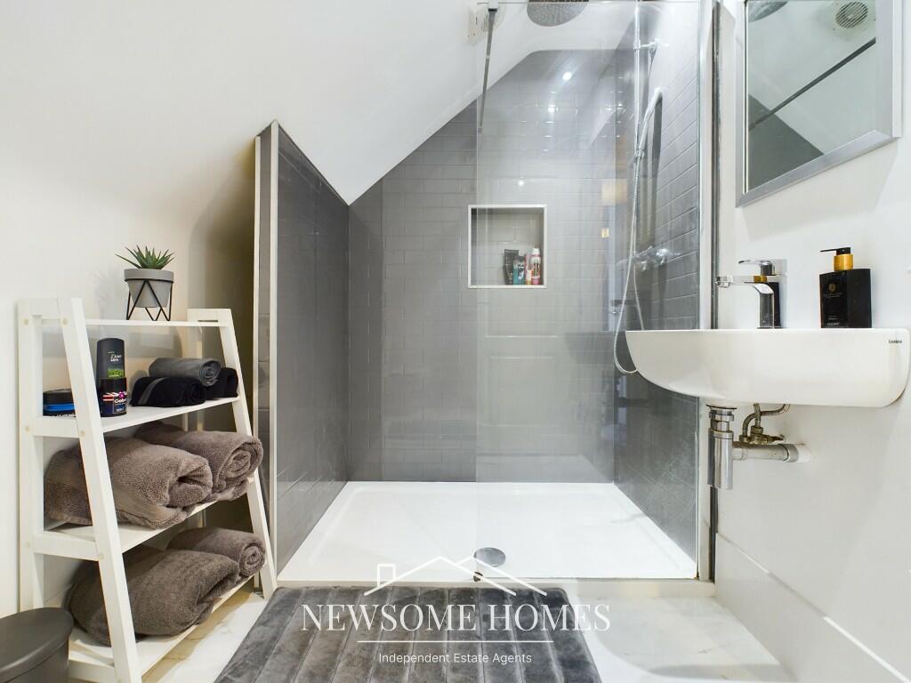 2nd Fl Shower Room