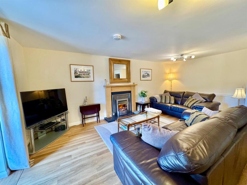 PHOTO-2025-04-13-19-50-41 (10).jpg