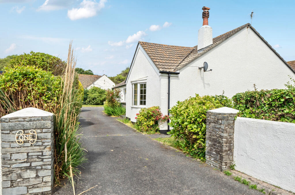 1305568-12-684859...