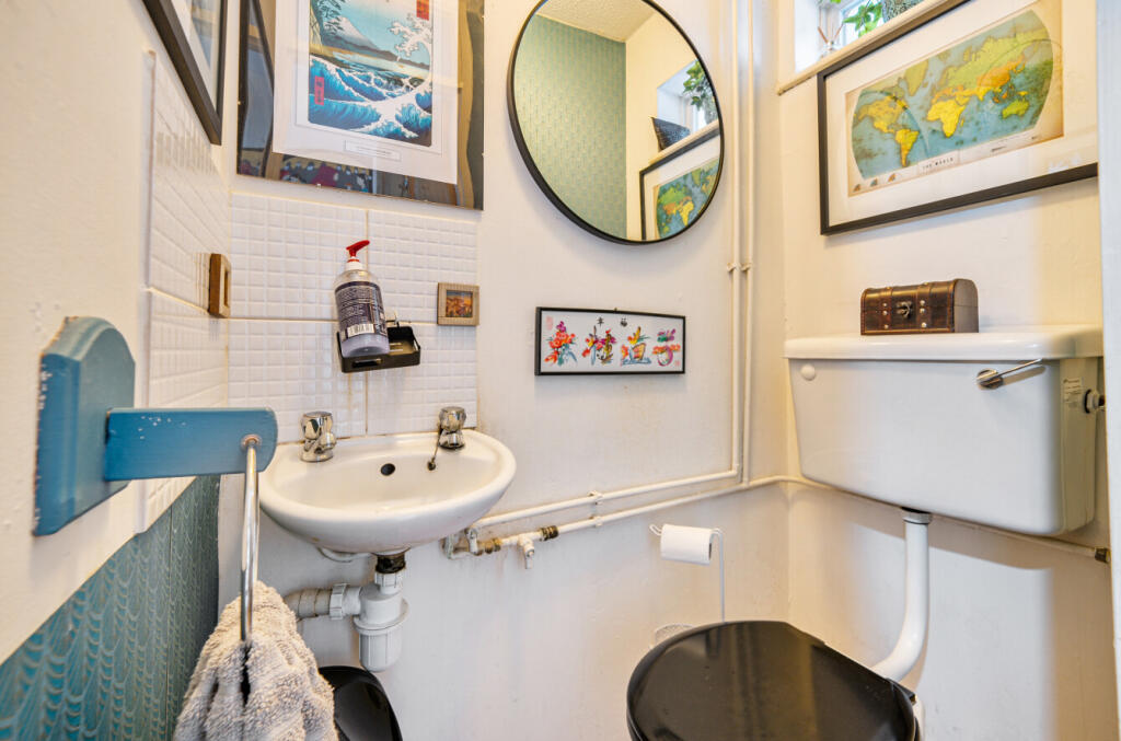 1312217-8-685ab2a...