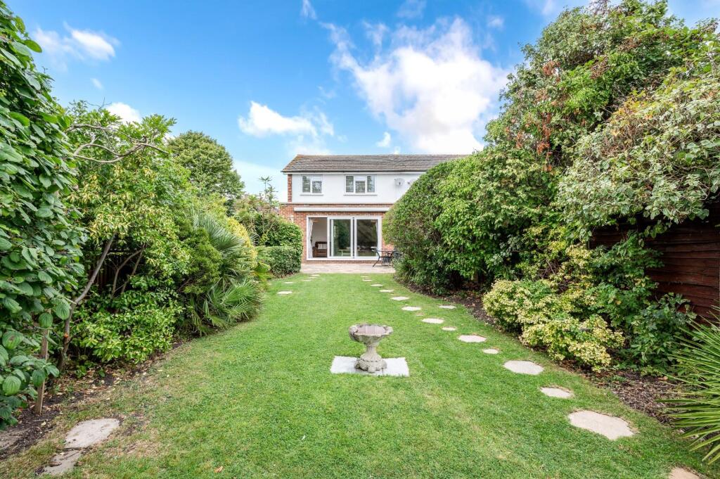 COLBORNE WAY (4).jpg