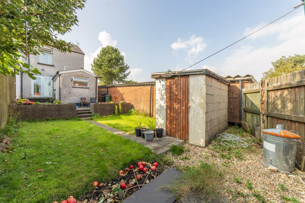 5 Gilwern Place-16.jpg