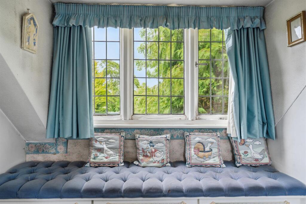 Claredon Cottage_24.jpg