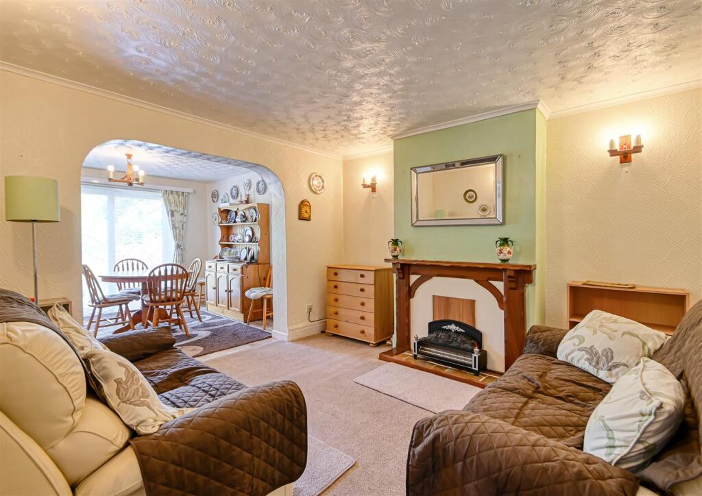 49 Stourbridge Road-04.jpg