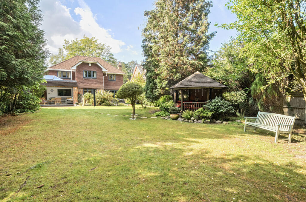 1360315-21-68daa1...