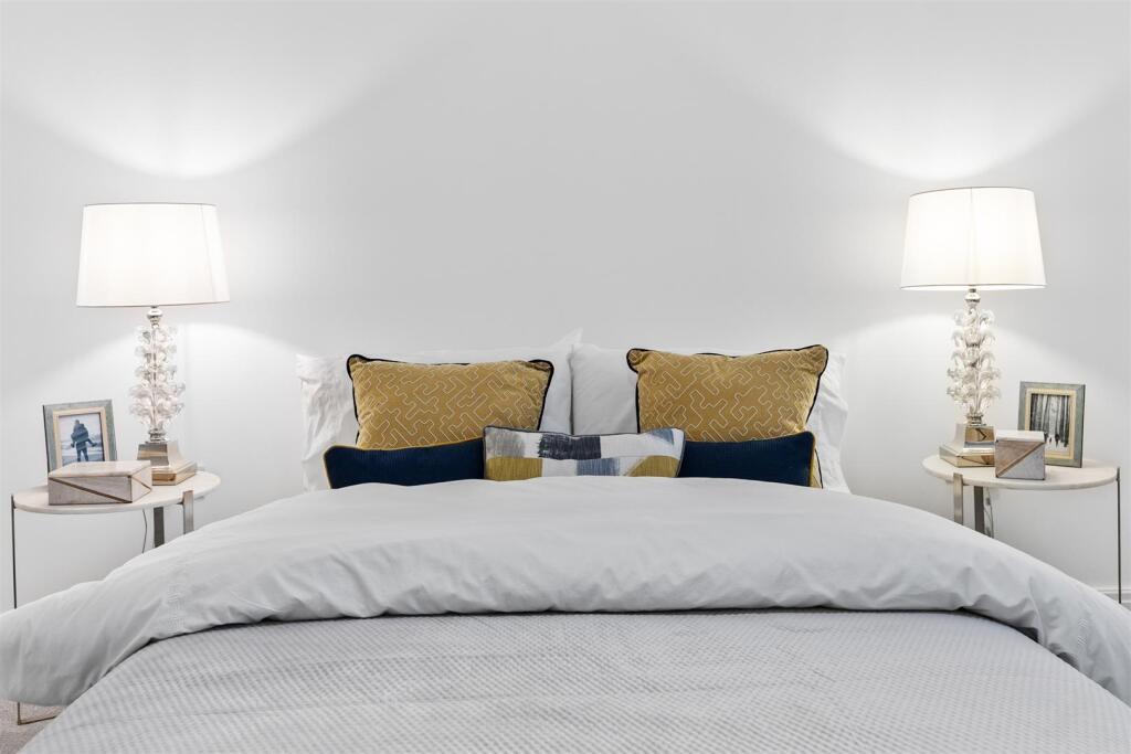 Plot20WoolfGroveWeb23.jpg