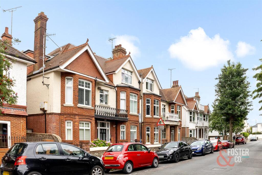 Somerhill Road 6, Flat 1-021.JPG