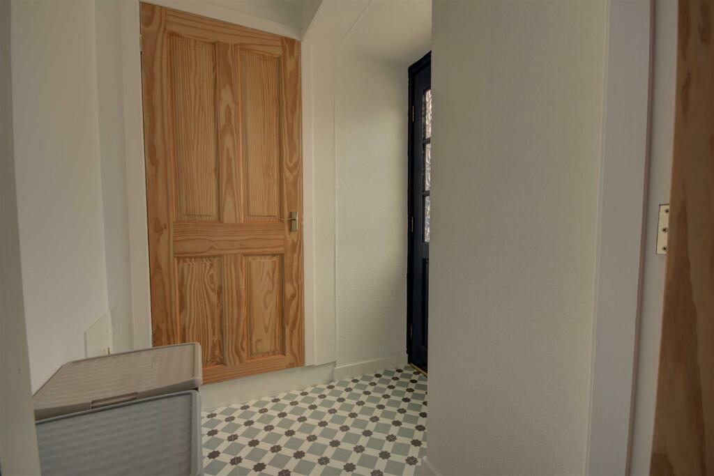 FRONT HALL