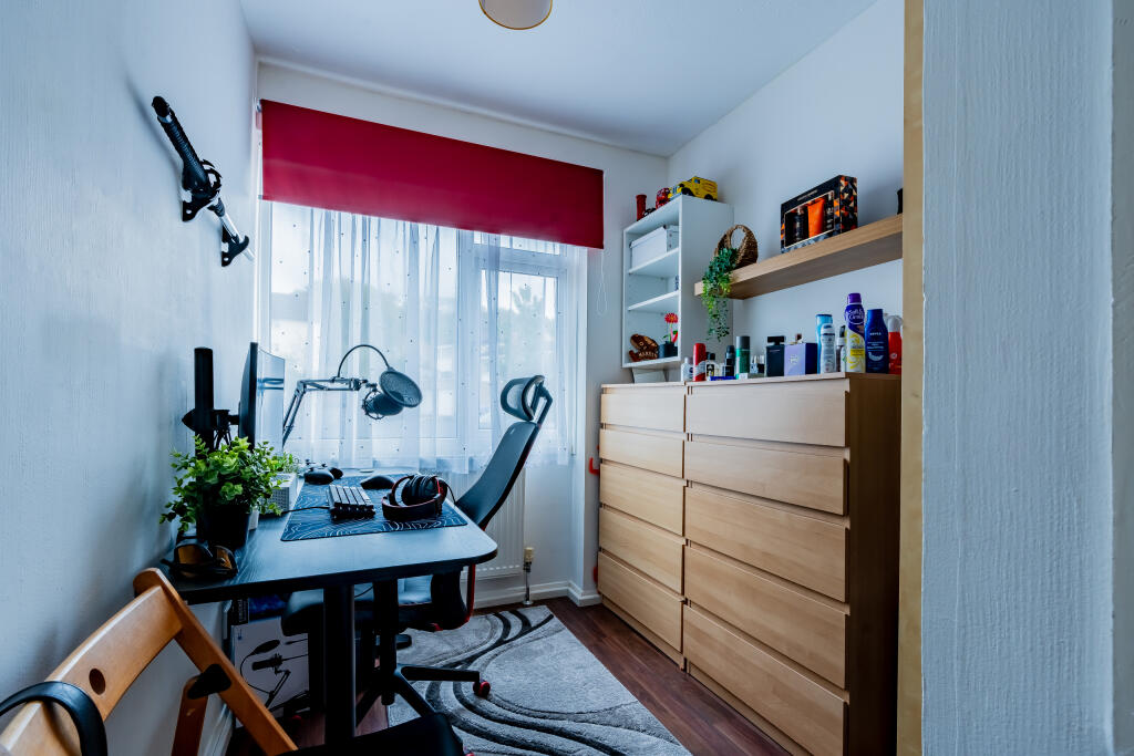 Photo 16
