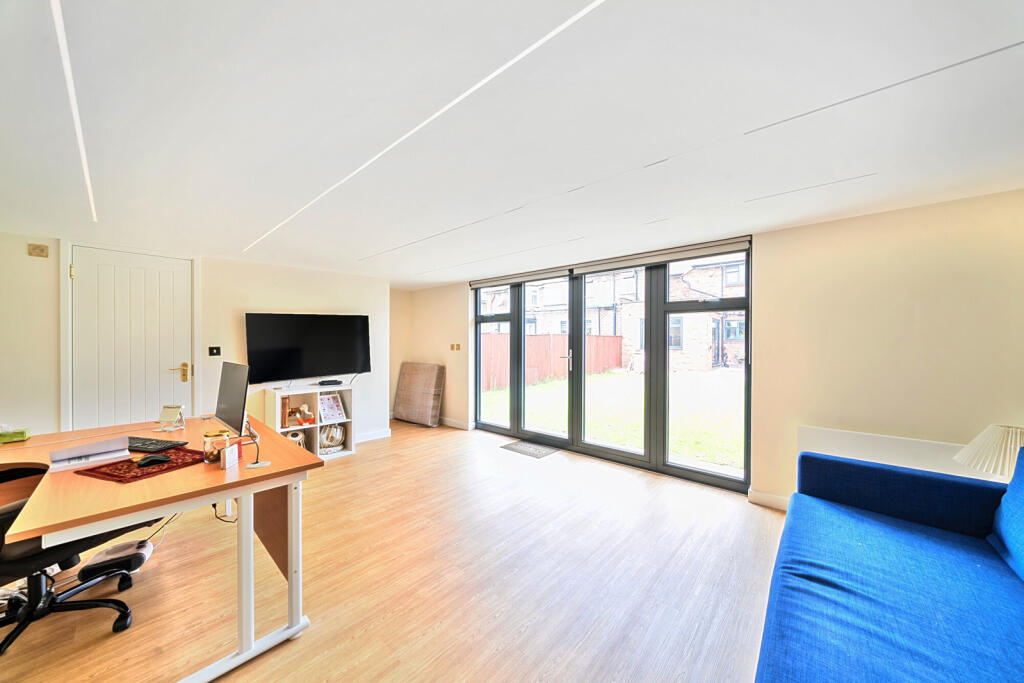 1295586-32-682612...