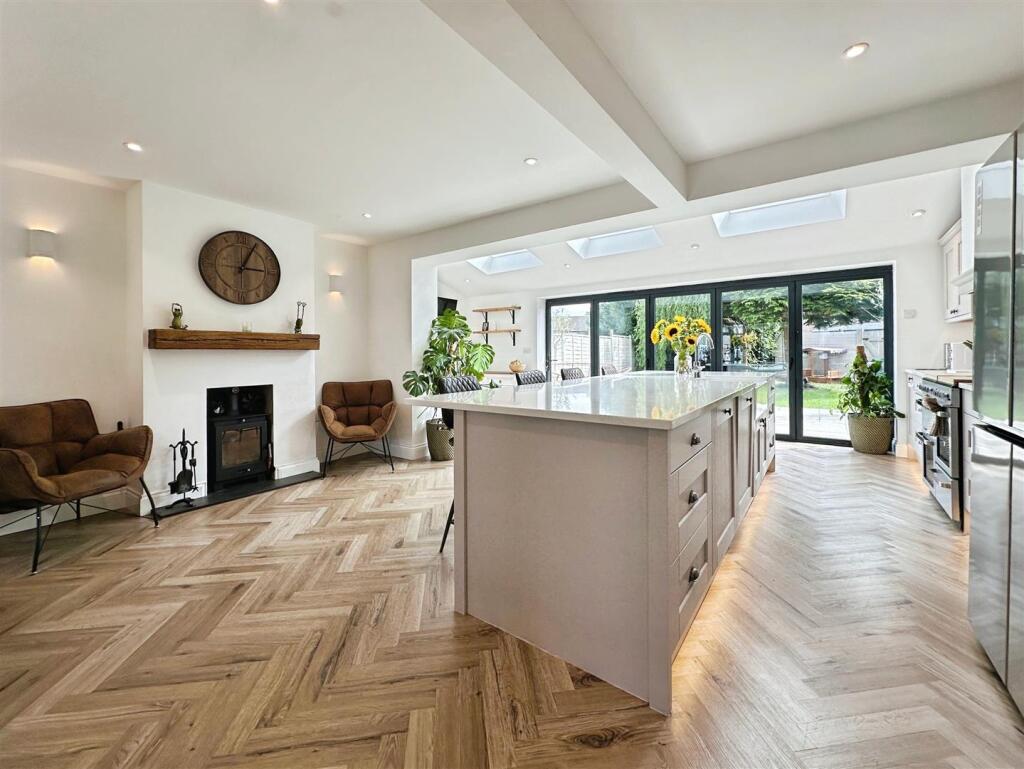 1f04bd0f--41BF-8FCD-54CD7474AF2F-61268-000013EBC1A