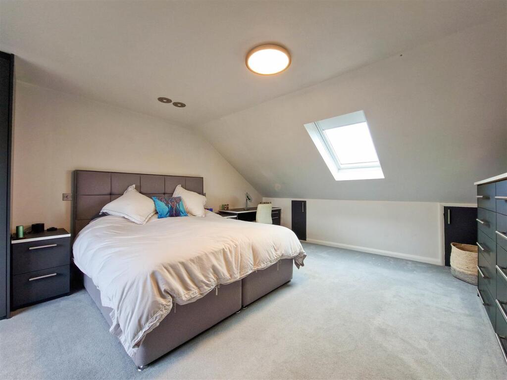 Grand principal bedroom