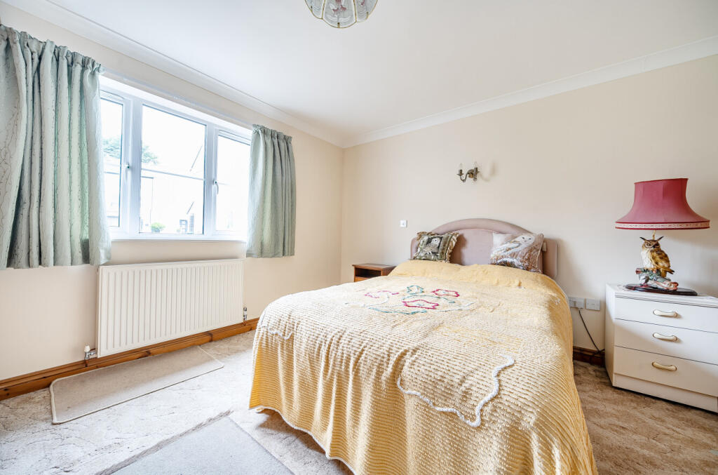 1327840-19-6877e9...