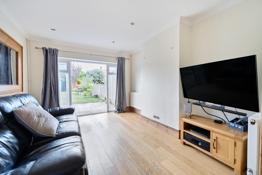 1345882-9-68bb02f...