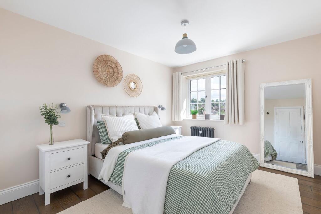 Principle bedroom