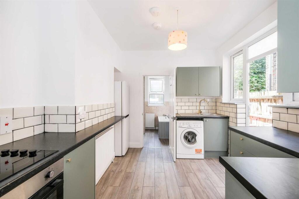 6 Cornwallis road-7.JPG