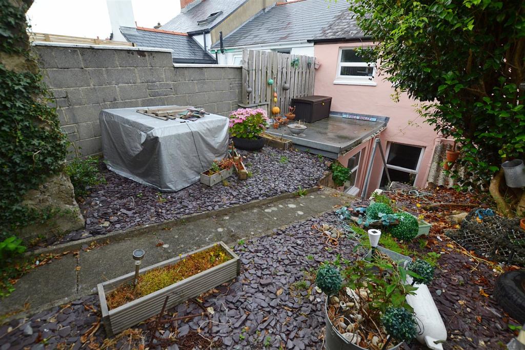 garden.JPG
