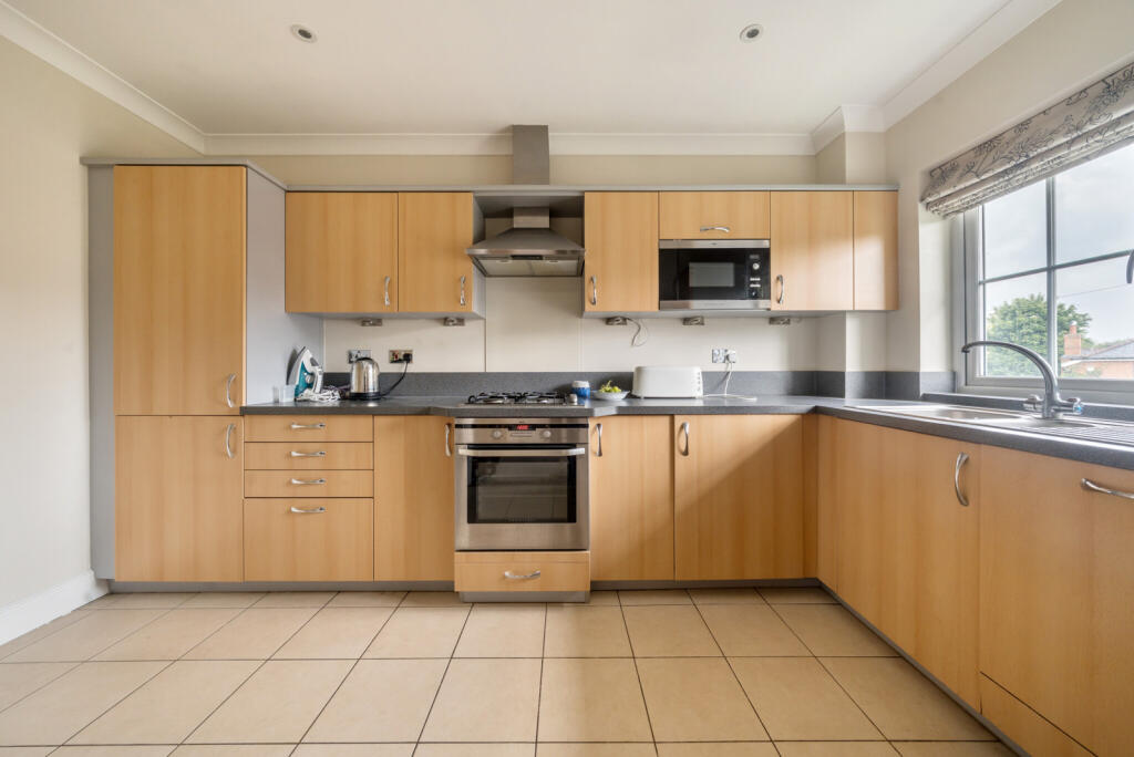 1297422-18-6846a1...