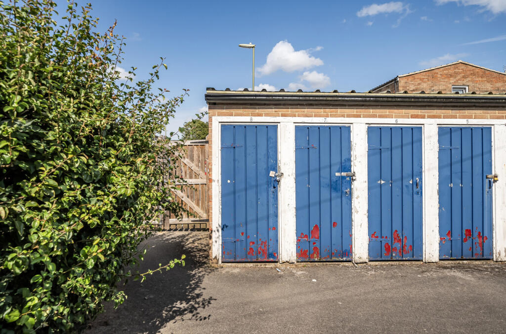 1321514-10-68752d...