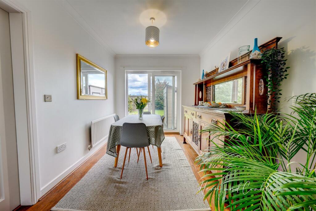 Page Drive, HernCrabtree (4).jpg