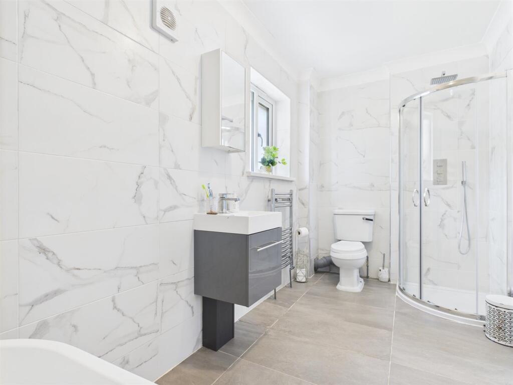 PRINCIPAL SUITE