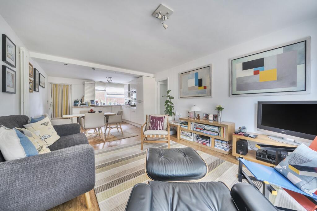 Open Plan Lounge/Diner/Kitchen