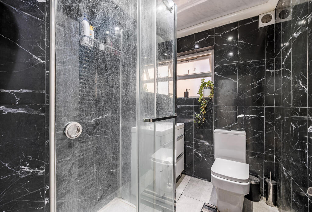 1331006-16-6887a4...