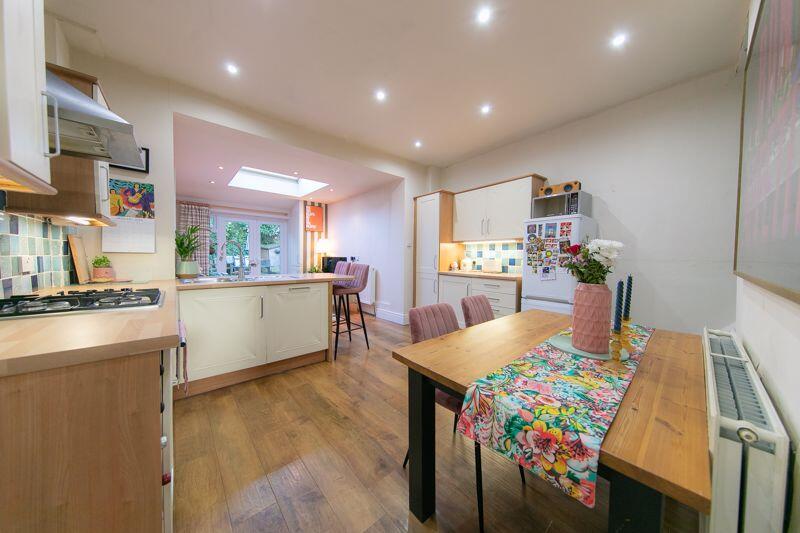 Open plan kitchen, living and dining ...