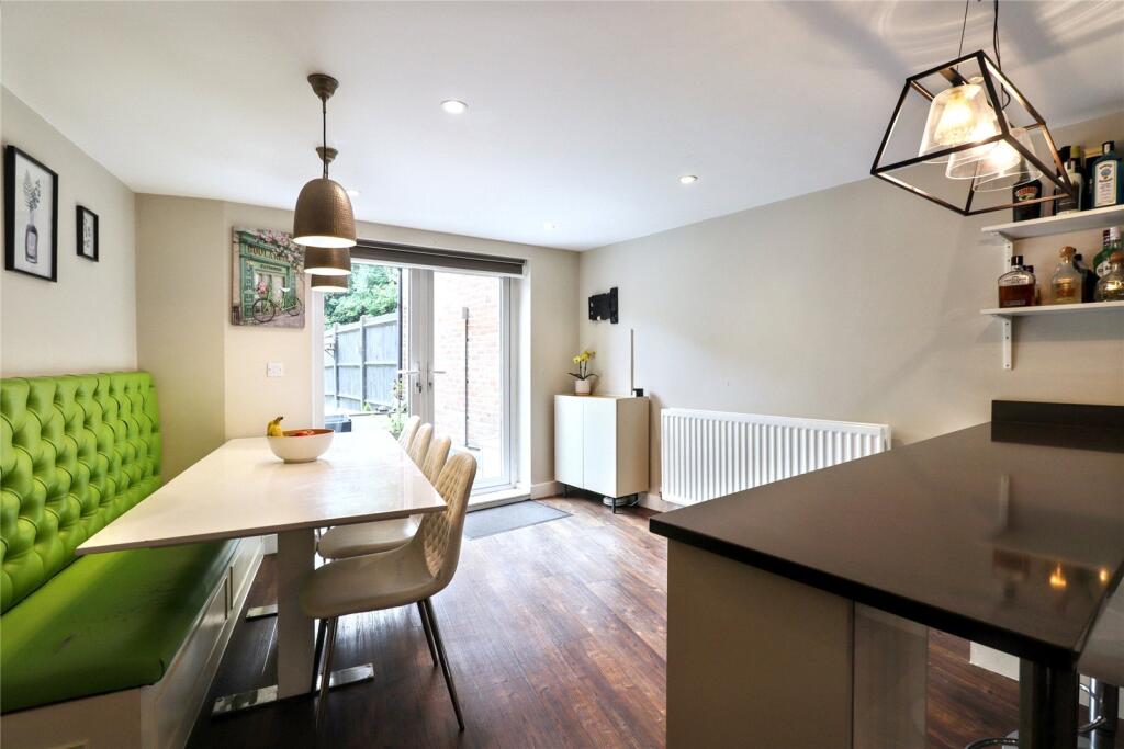 Breakfast Bar