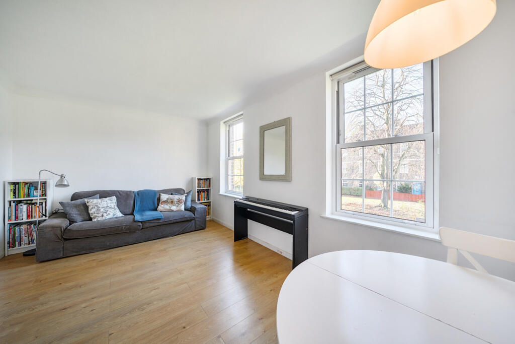 1385308-9-6926faa...