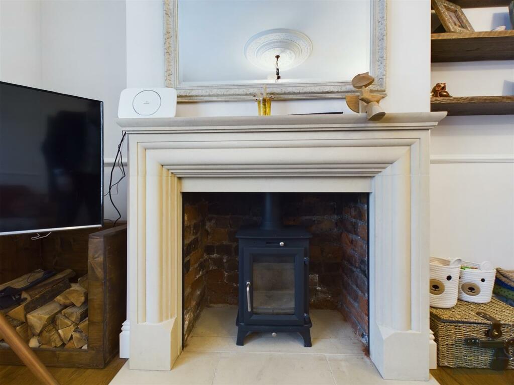 CAM02525G0-PR0047-ST