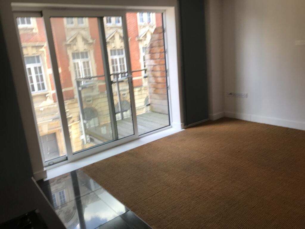 lounge dif angle