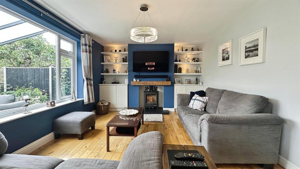 2e69646f--48ED-8FDE-8C22457BD5D9-72555-000017329C7