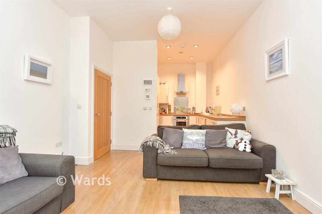 Kitchen/ Living Area