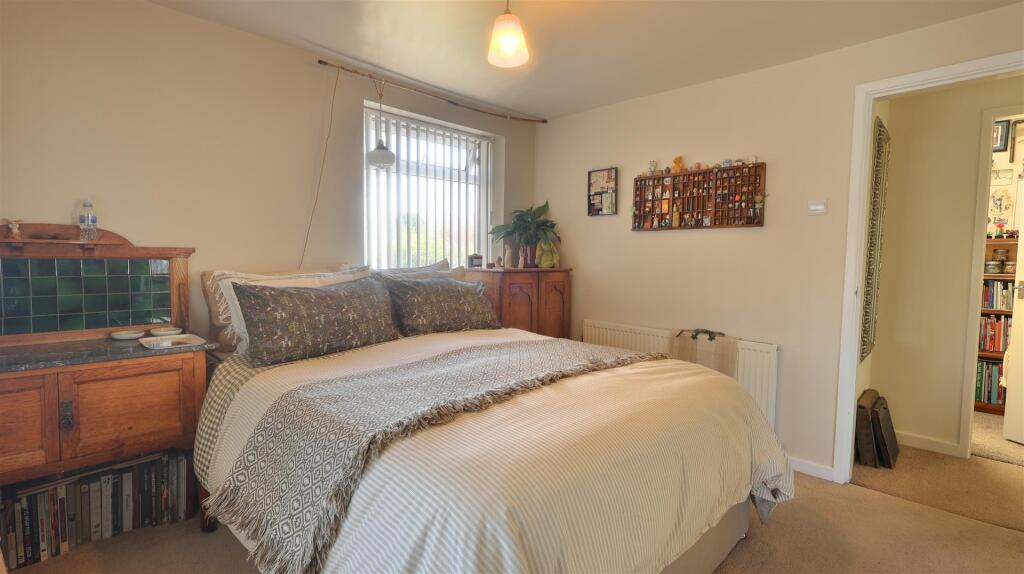 Stuart Crescent Bedroom