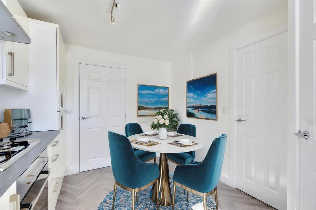 Kitchen_3 - Dining Room - Standard - 0.jpeg